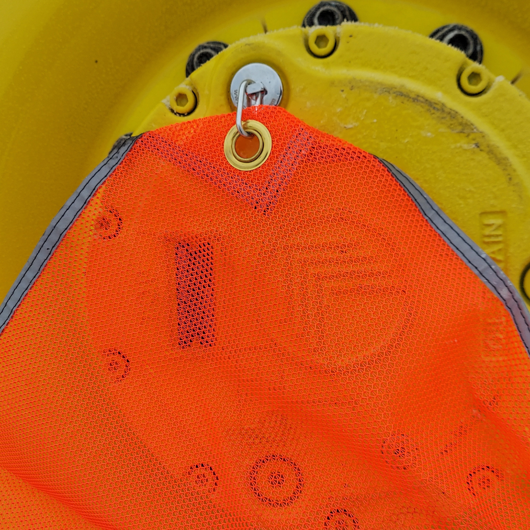close up of max duty flag on rim with flag mag