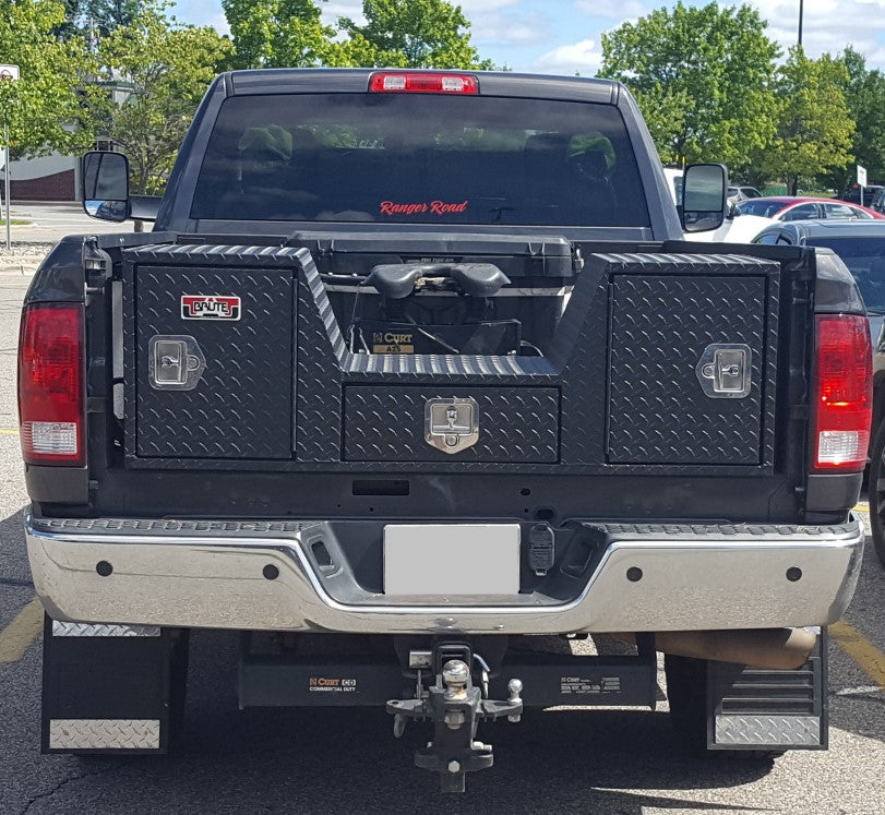 truck with V neck tool box installed