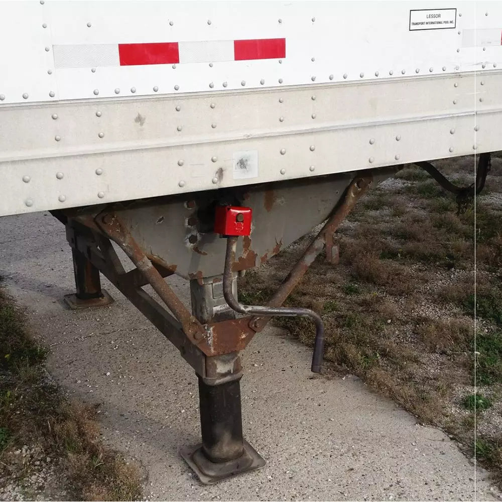 Jackdawg Truck Landing Gear Lock - Jackdawg with Padlock