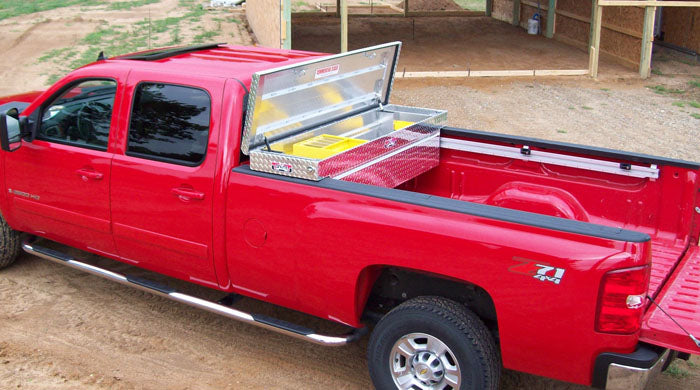 pickup truck with crossover tool box in silver aluminum