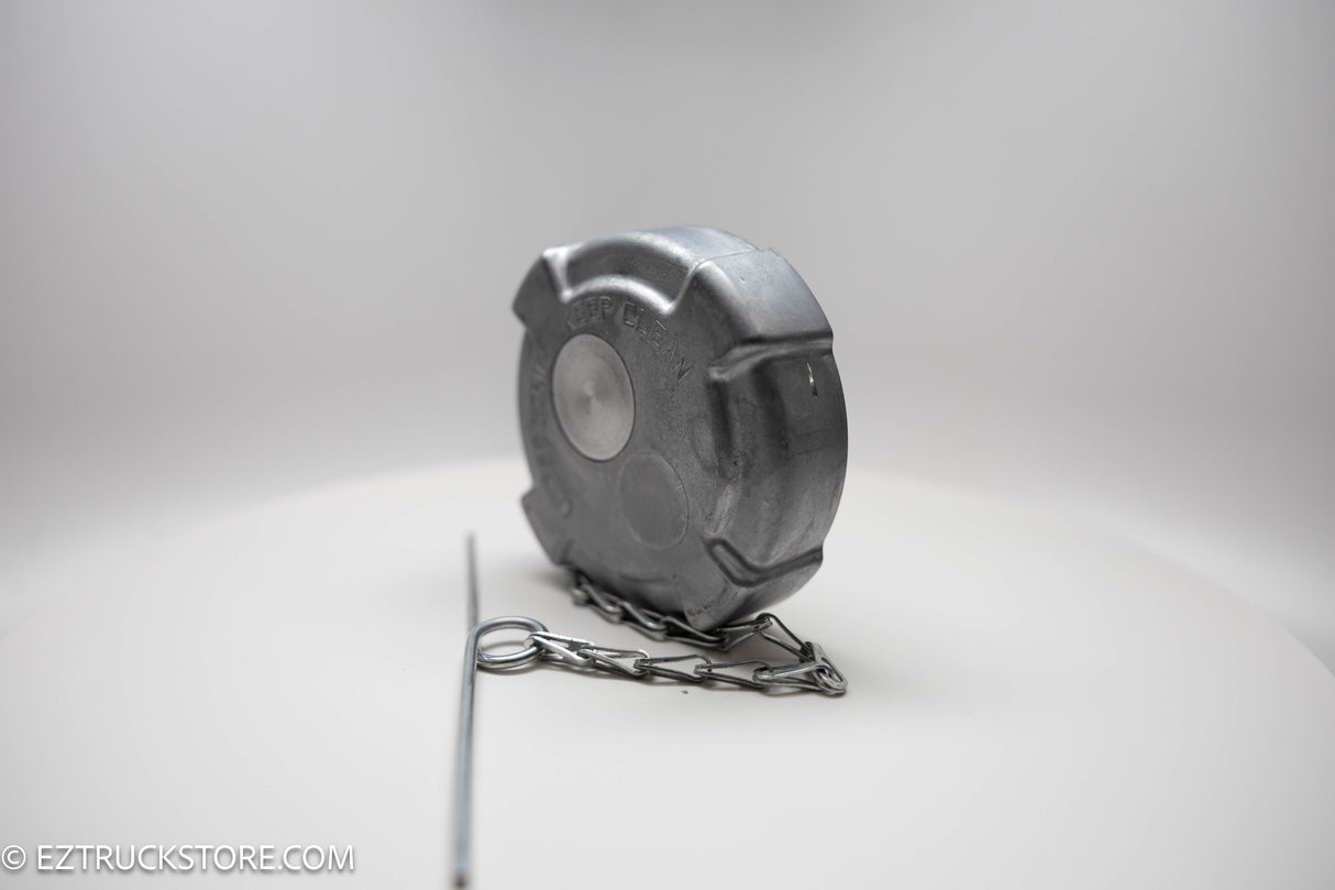 OEM Fuel Cap for Volvo, Mack, and International Trucks 190° Thermal Relief