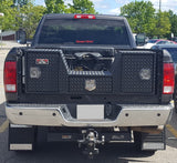 truck with V neck tool box installed 