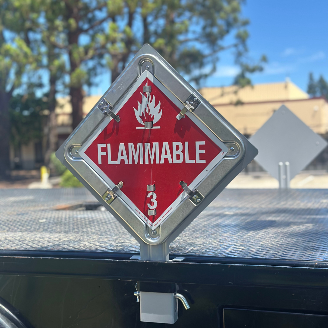 STAKE POCKET PLACARD HOLDER MOUNT