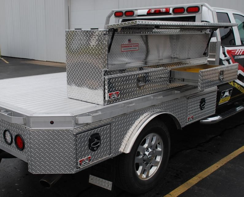 Brute High Capacity Flat Bed Tool Box with Drawers